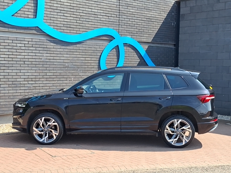 Skoda Karoq 1.5 Tsi Sportline Edition Dsg Black #4