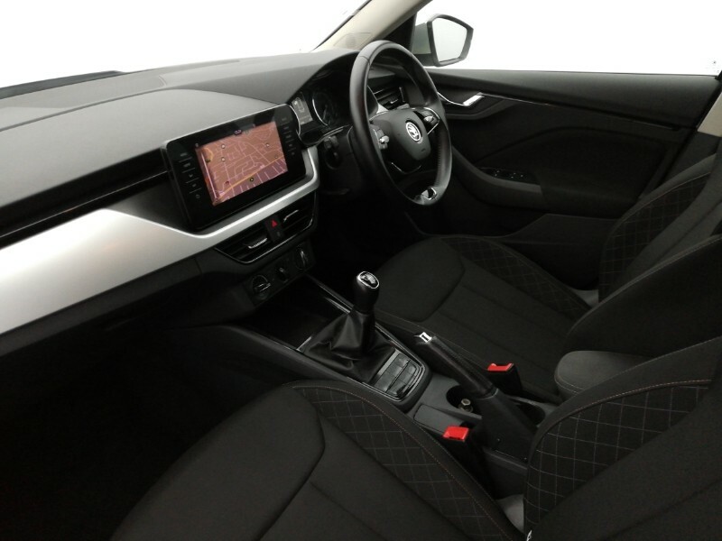Skoda Kamiq 1.0 Tsi 110 Se Drive Silver #5