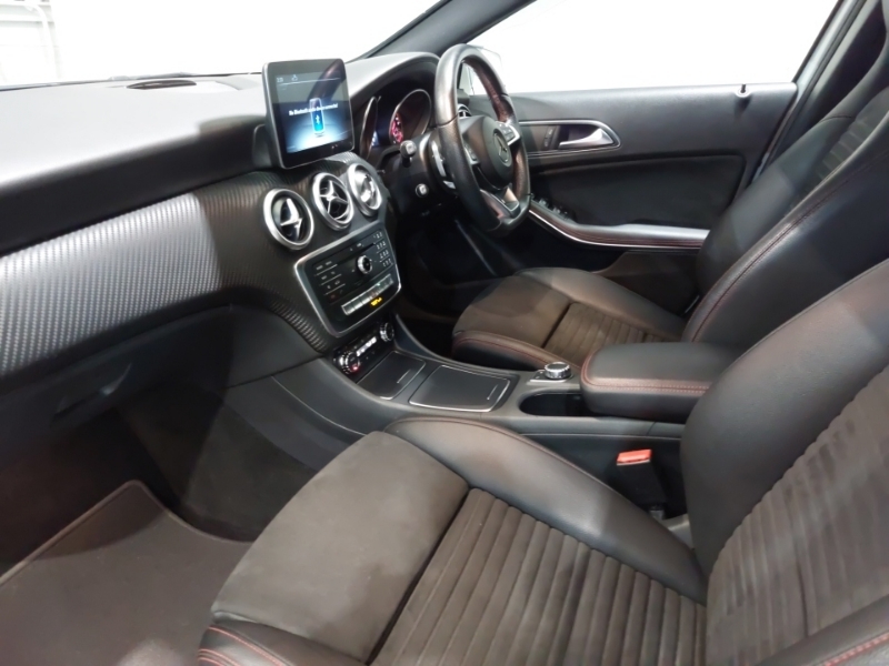 Mercedes-Benz A Class A180d Amg Line Premium White #5