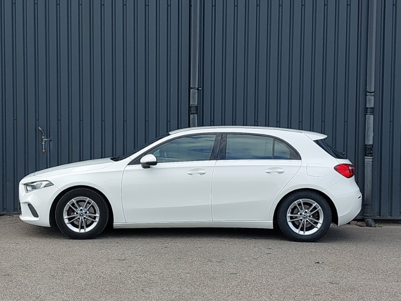 Mercedes-Benz A Class A180 Se SJ68EYY White #4