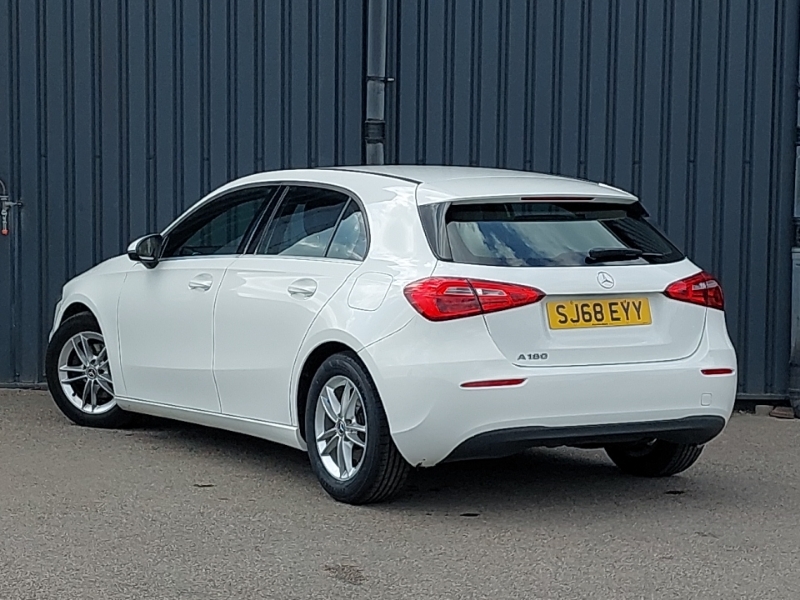 Mercedes-Benz A Class A180 Se SJ68EYY White #2