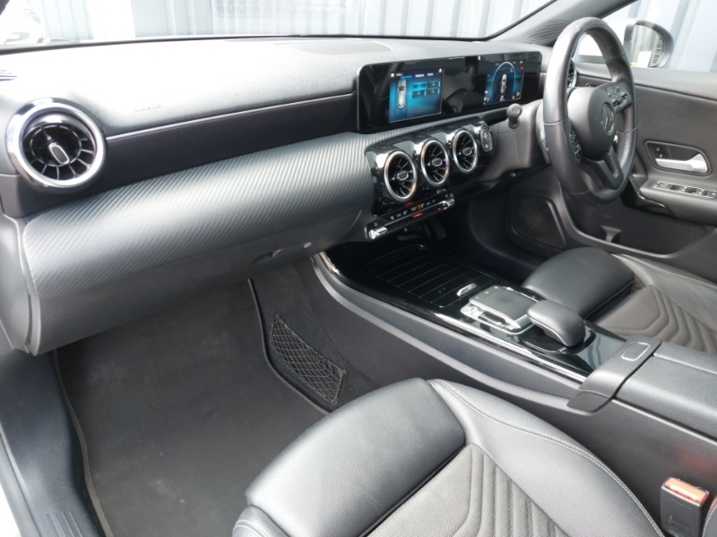 Mercedes-Benz A Class A180 Se SJ68EYY White #5
