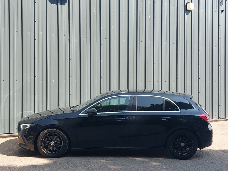 Mercedes-Benz A Class A200 Sport VK69FRN Black #4