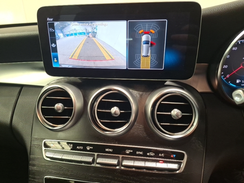Mercedes-Benz C Class White #9
