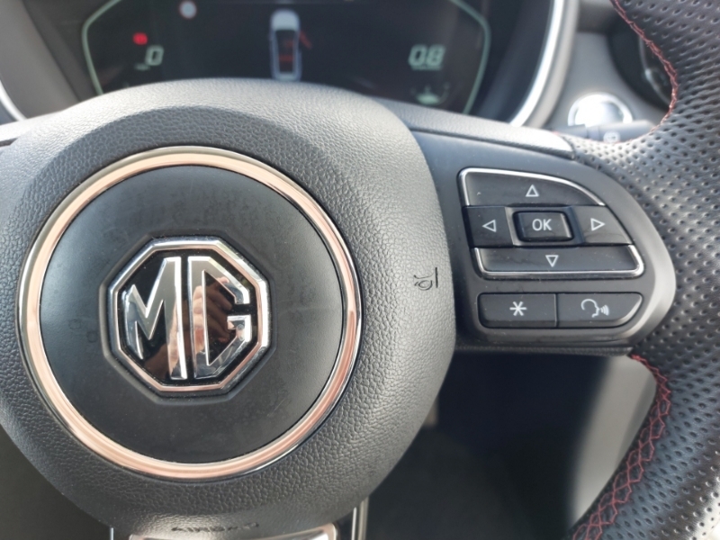 MG HS 1.5 T-gdi Phev Trophy Red #13