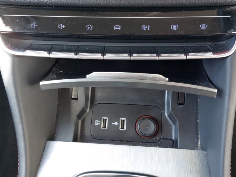 MG HS 1.5 T-gdi Phev Trophy Red #15