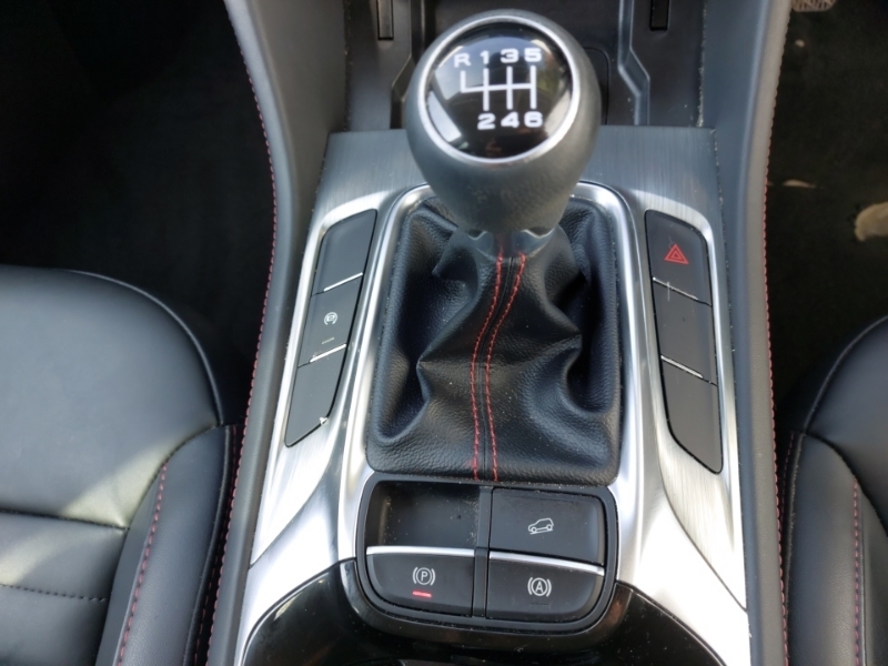 MG HS 1.5 T-gdi Phev Trophy Red #16
