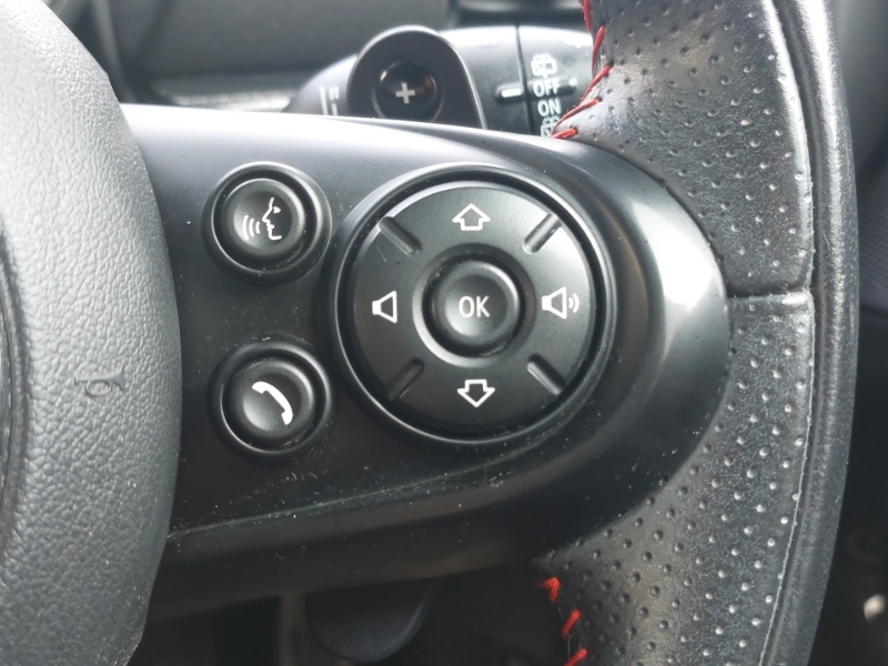 Mini Clubman Red #17