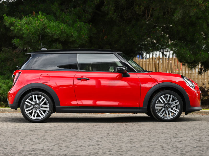 Mini Hatch 1.5 C Classic Red #3
