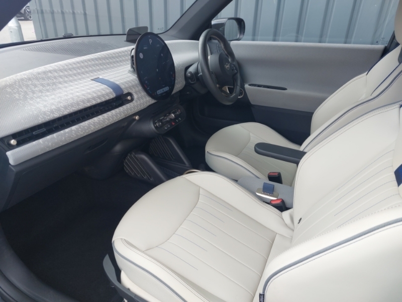 Mini Hatch 160Kw Se Exclusive 54Kwh Black #5