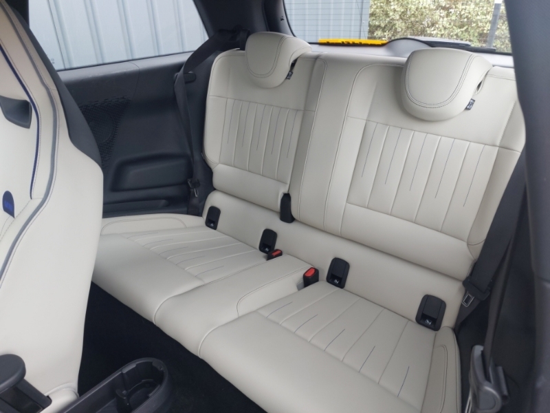 Mini Hatch 160Kw Se Exclusive 54Kwh Black #6