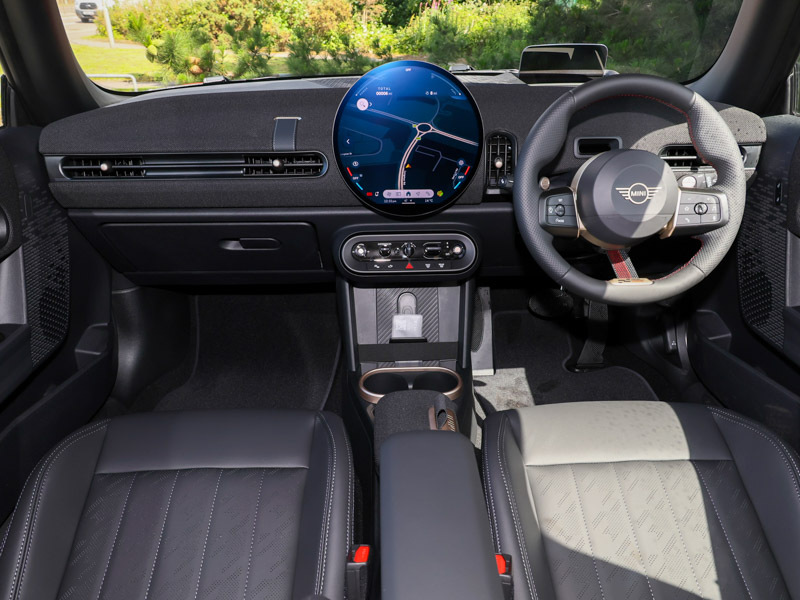 Mini Hatch 1.5 C Sport Red #4