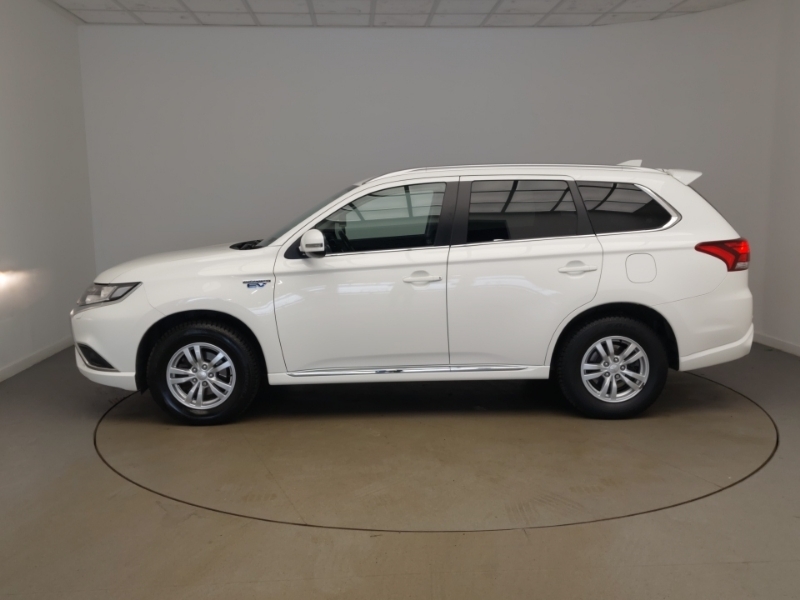 Mitsubishi Outlander 2.4 Phev Verve FV20JRU White #4