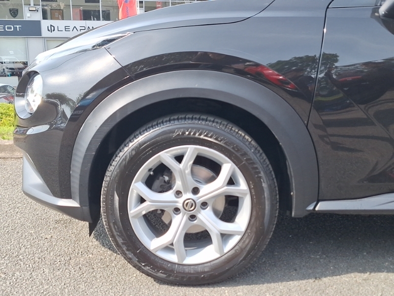 Nissan Juke Tekna Blue #19
