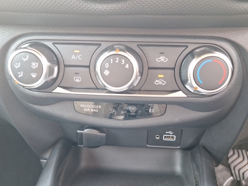 Nissan Juke Tekna Blue #15