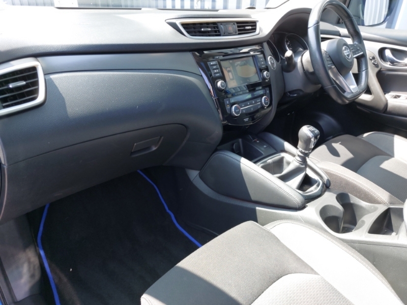 Nissan Qashqai 1.3 Dig-t N-connecta OX19FJP Blue #5