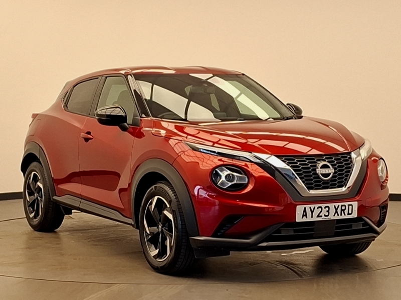 Nissan Juke 1.0 Dig-t 114 N-connecta Red