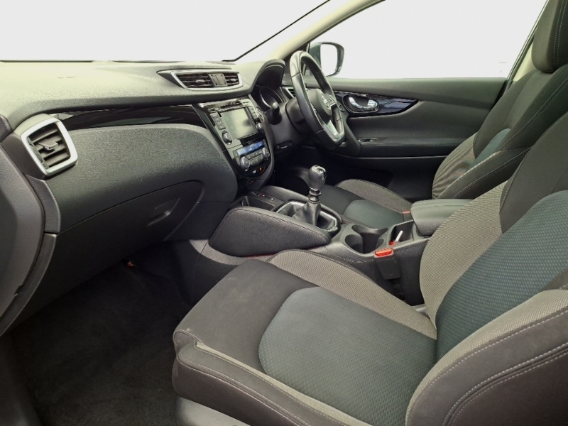 Nissan Qashqai 1.3 Dig-t N-connecta Glass Roof Pack Silver #5