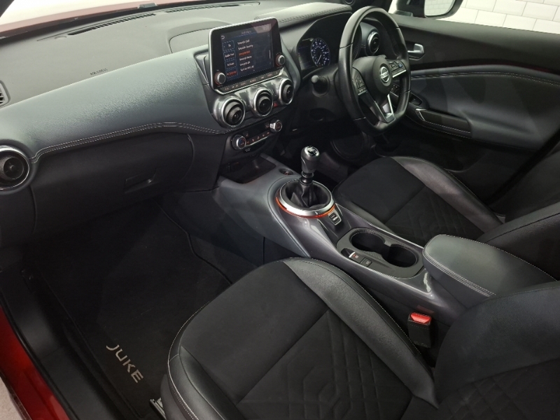Nissan Juke Tekna Brown #5
