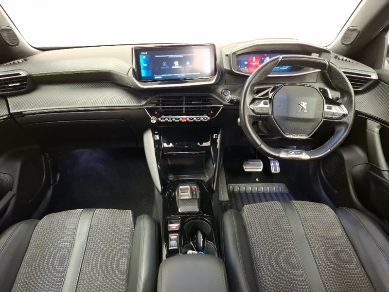 Peugeot 2008 1.2 Puretech 130 Gt Eat8 Black #3