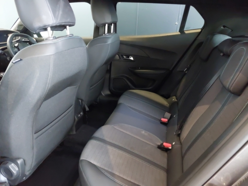 Peugeot 2008 1.2 Puretech Allure Premium Grey #6
