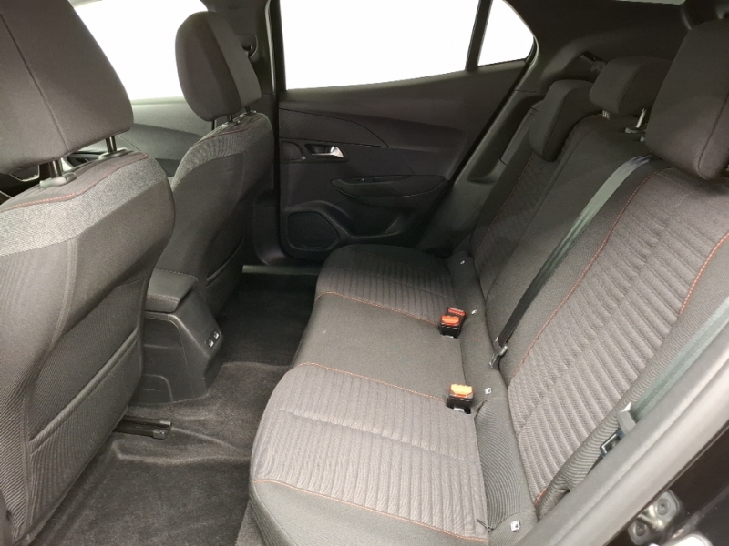 Peugeot e-2008 100Kw Active Premium 50Kwh Black #6
