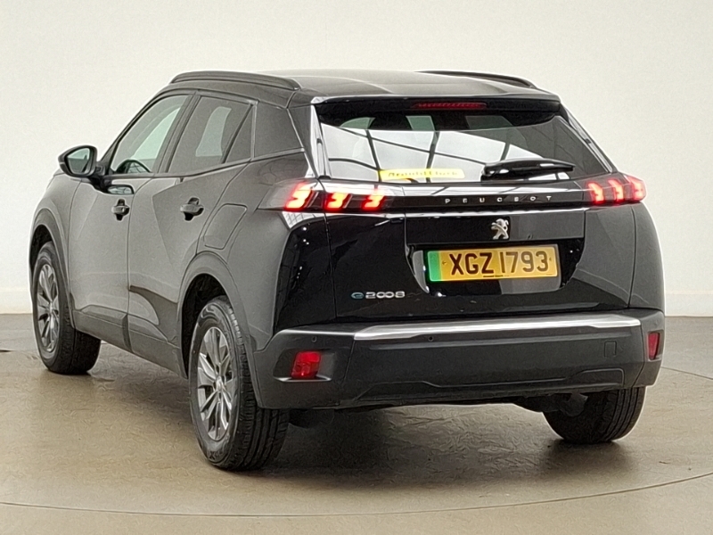 Peugeot e-2008 100Kw Active Premium 50Kwh Black #2