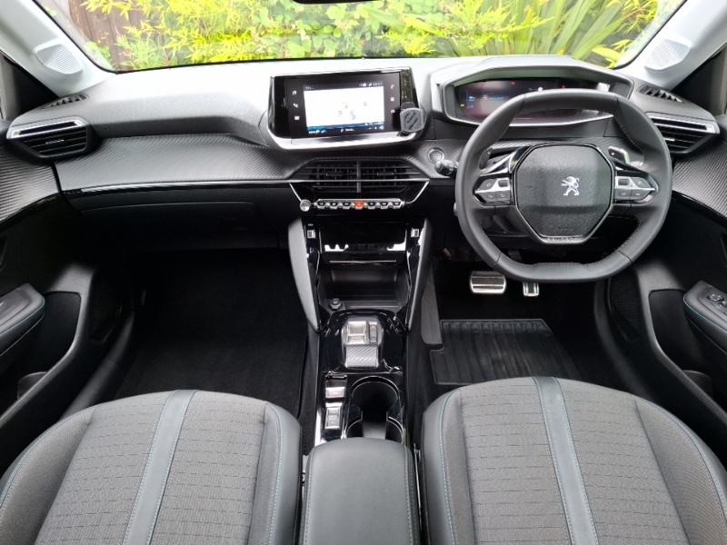Peugeot 208 1.2 Puretech 100 Allure Premium Eat8 Grey #3