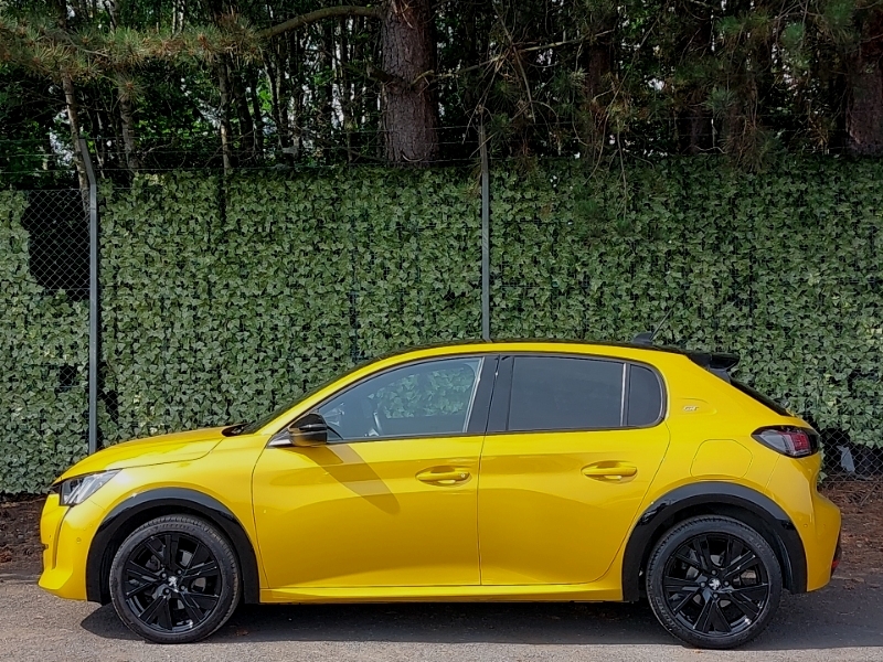 Peugeot 208 1.2 Puretech 100 Gt Premium Yellow #4