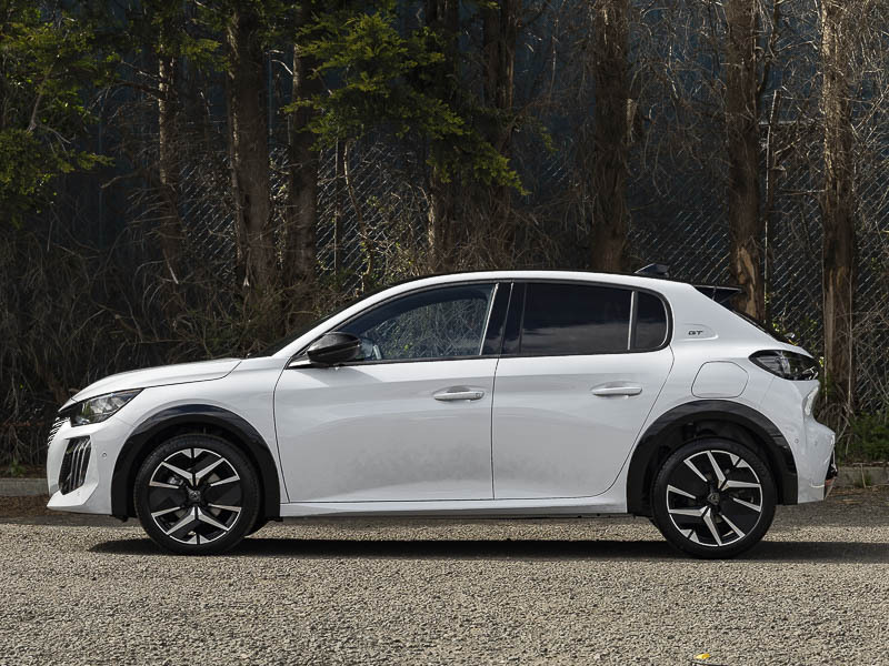 Peugeot 208 1.2 Puretech 100 Gt Premium White #4