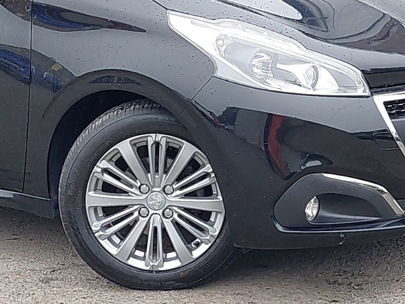 Peugeot 208 Hatchback 1.2 Puretech Active 2017 Blue #20