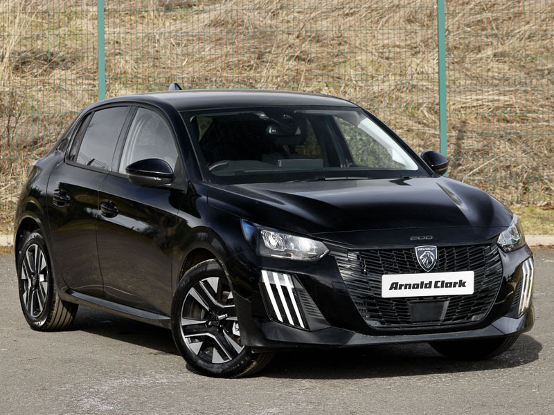 Peugeot 208 1.2 Puretech 100 Allure Black