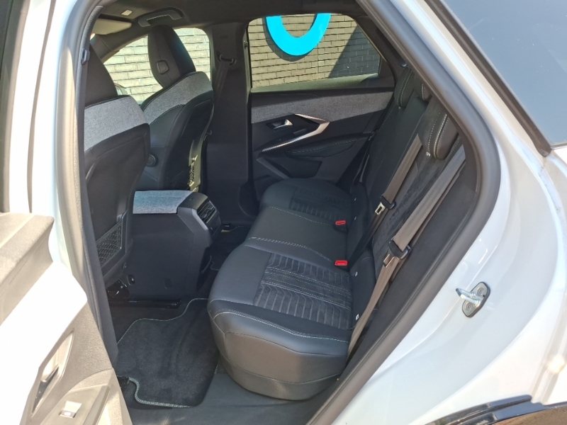 Peugeot 3008 157Kw Gt 73Kwh White #6
