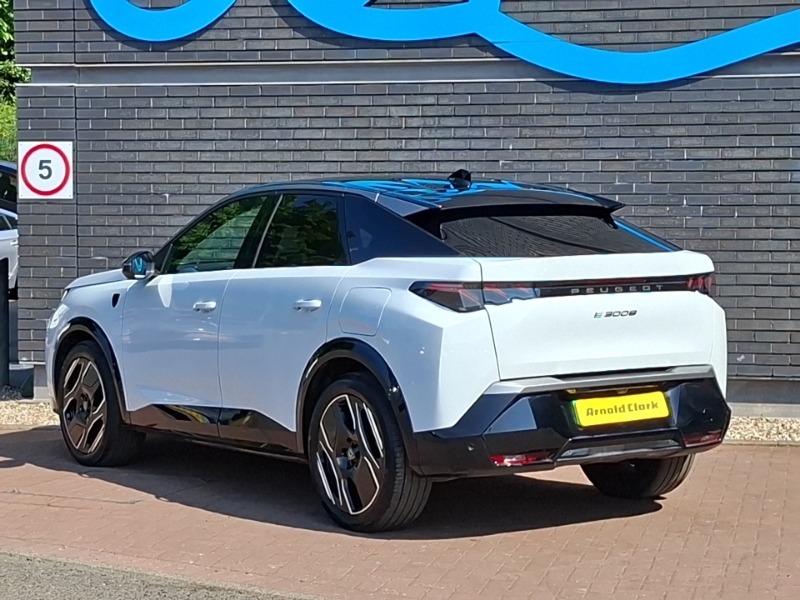 Peugeot 3008 157Kw Gt 73Kwh White #2