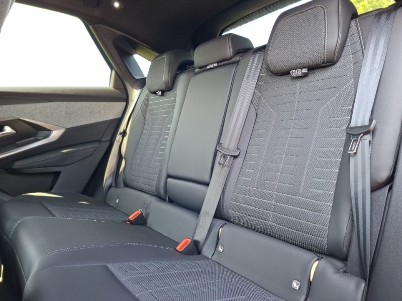 Peugeot 3008 1.2 Hybrid 145 Gt E-dsc6 Blue #6