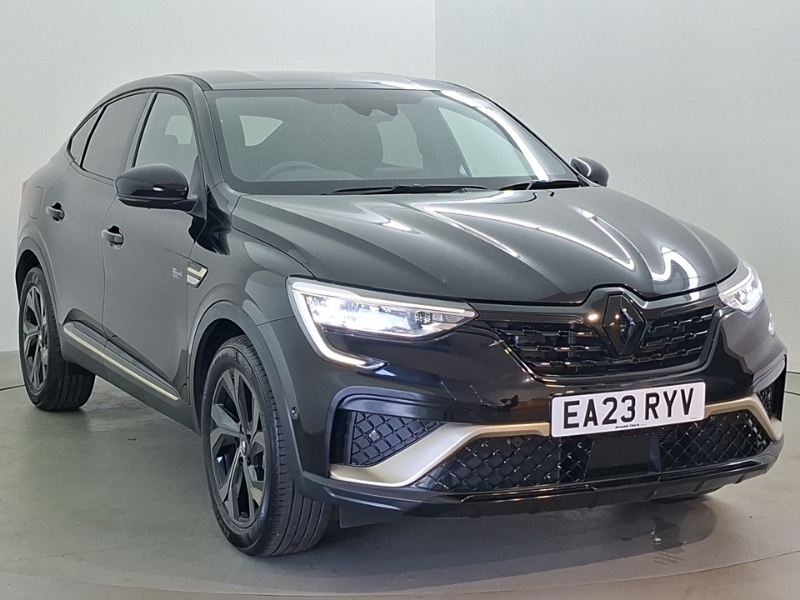 Renault Arkana 1.6 E-tech Full Hybrid 145 Engineered Black