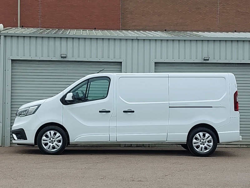 Renault Trafic Ll30 Blue Dci 130 Extra Safety Van White #4