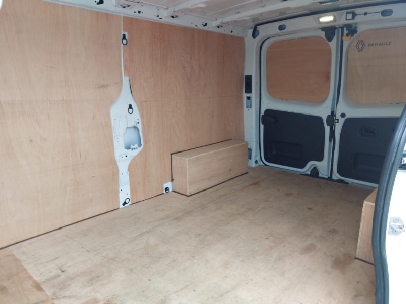 Renault Trafic Ll30 Blue Dci 130 Extra Safety Van White #6