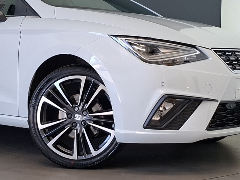 Seat Ibiza Hatchback White #20