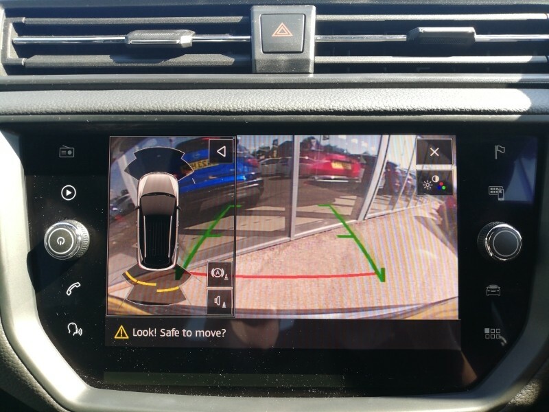 Seat Arona Tsi Se Technology Red #16