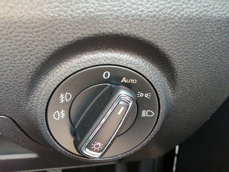 Seat Arona Tsi Se Technology Red #17