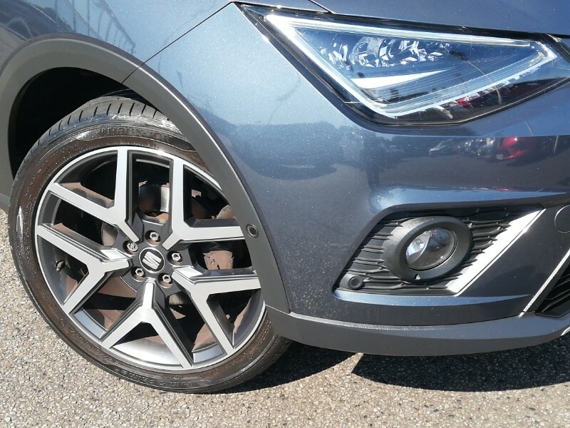 Seat Arona Tsi Se Technology Red #9
