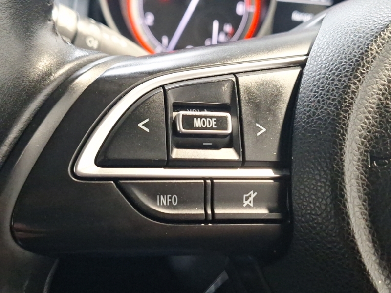 Suzuki Swift Hatchback #12
