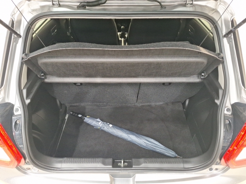 Suzuki Swift Hatchback #18