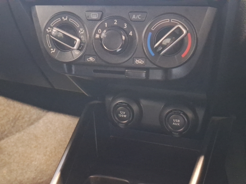 Suzuki Swift Hatchback #15
