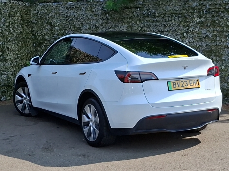 Tesla Model Y Long Range Awd White #2