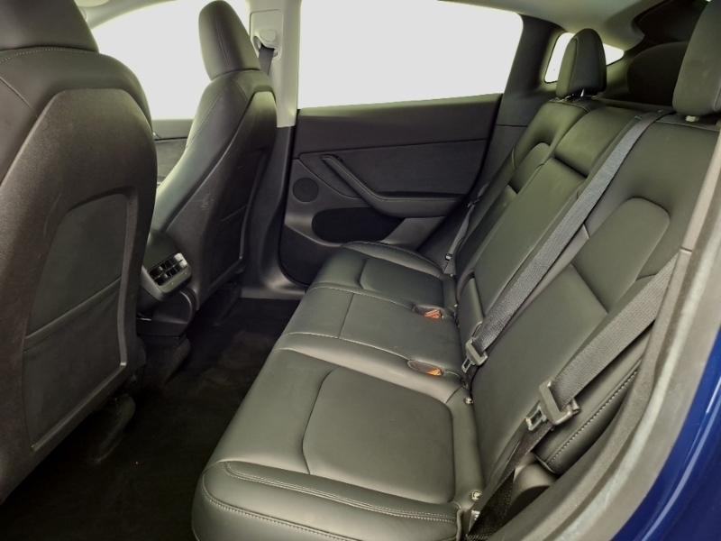 Tesla Model Y Performance Awd Blue #6