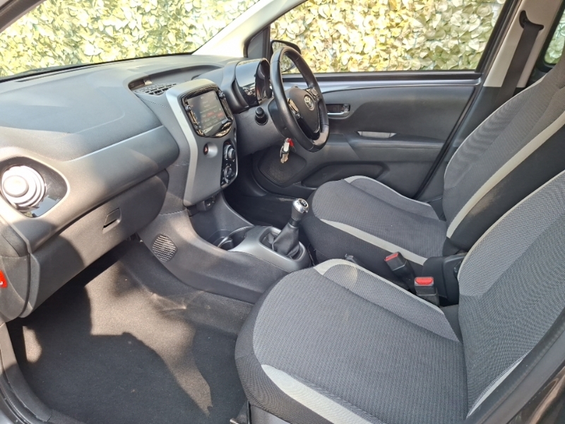 Toyota Aygo 1.0 Vvt-i X-play Tss Grey #5