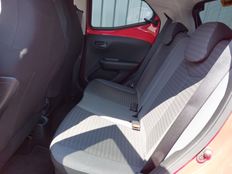 Toyota Aygo 1.0 Vvt-i X-trend Red #6