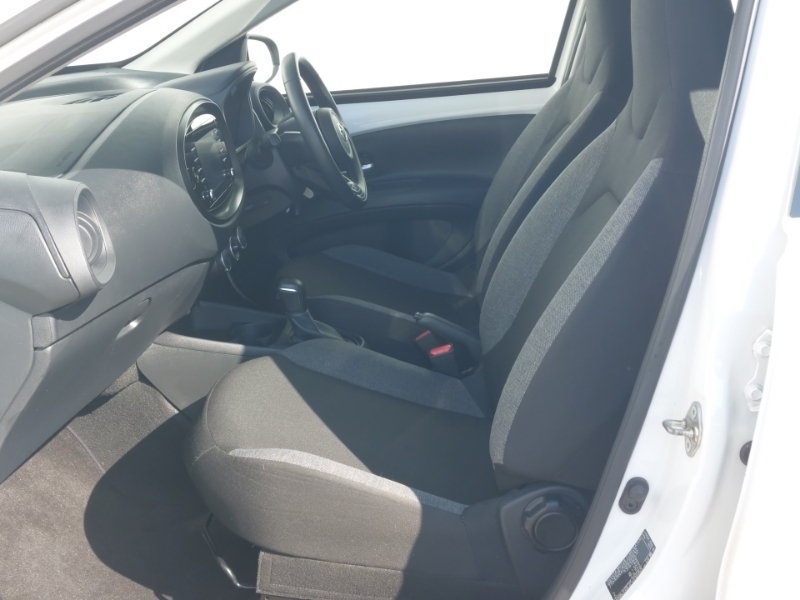 Toyota Aygo X 1.0 Vvt-i Pure White #5